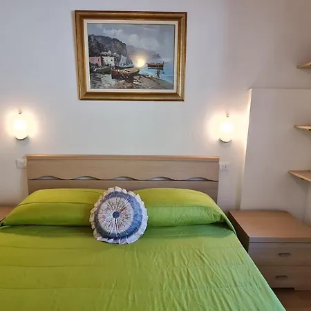 Apartment Casa Elka Lake View And Pool By Garda Domus Mea *